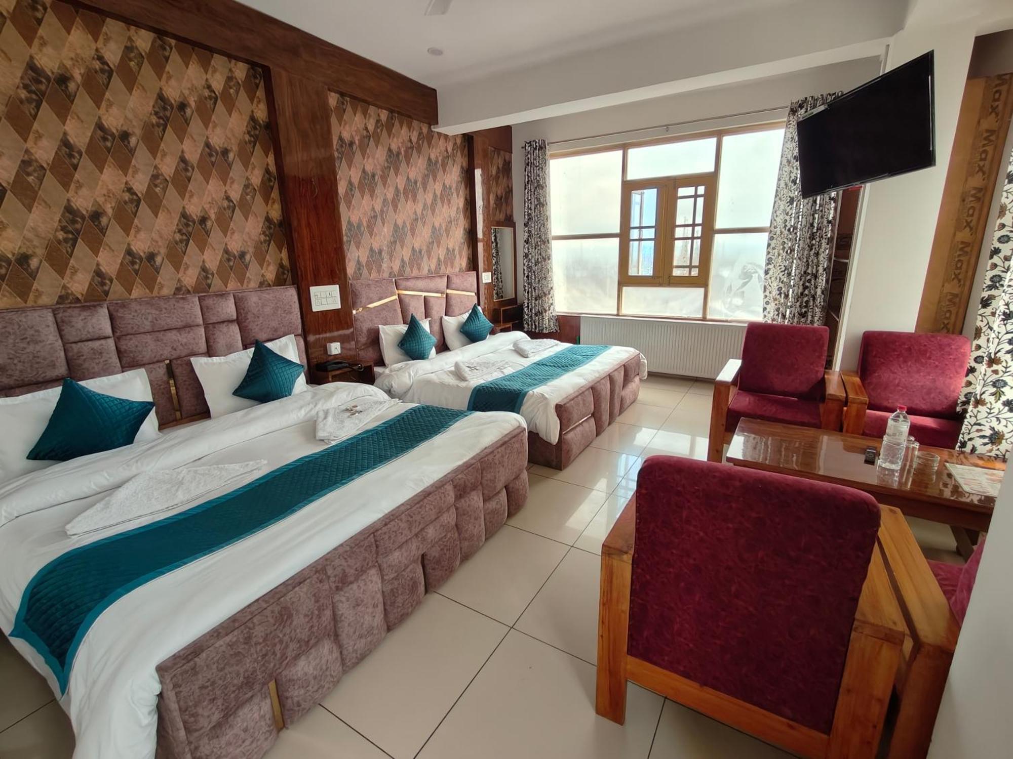 Gulmarg Gs Residency Hotel Zimmer foto